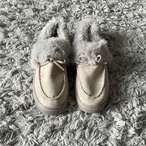 Slippers